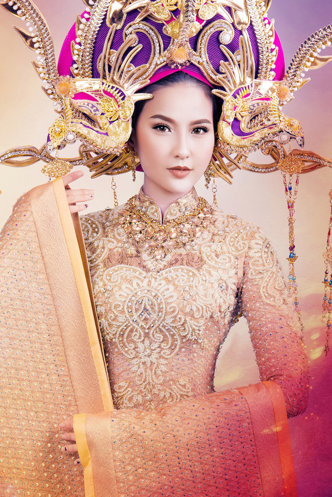 hoa khoi khanh ngan long lay trong trang phuc dan toc o miss globe 2017