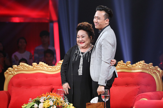 nsnd ngoc giau dau don nat coi long khi con gai qua doi vi ung thu mau