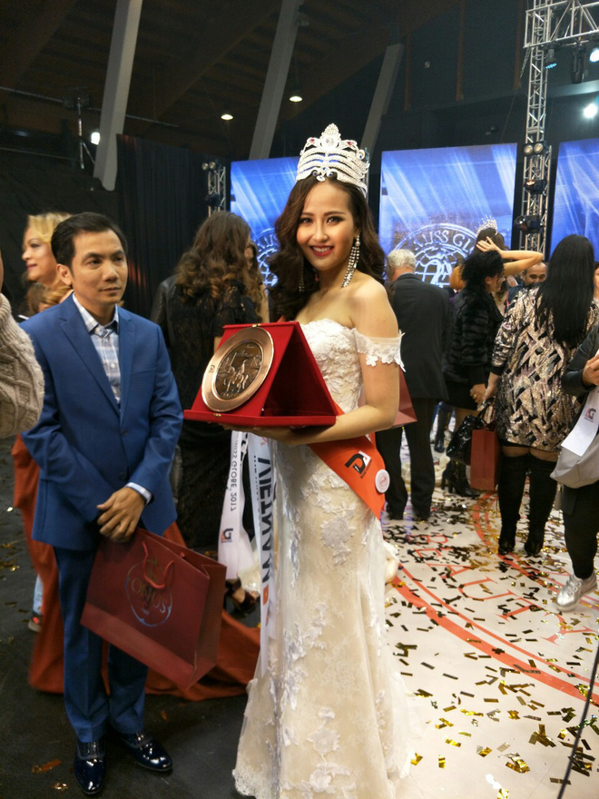 khanh ngan xuat sac dang quang hoa hau tai miss globe 2017