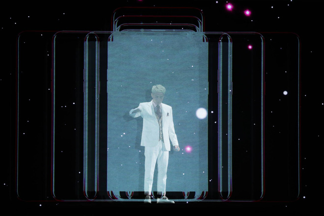 xuat hien noi bat hon thi sinh hoa hau hoan vu son tung bi nghi ngo hat nhep