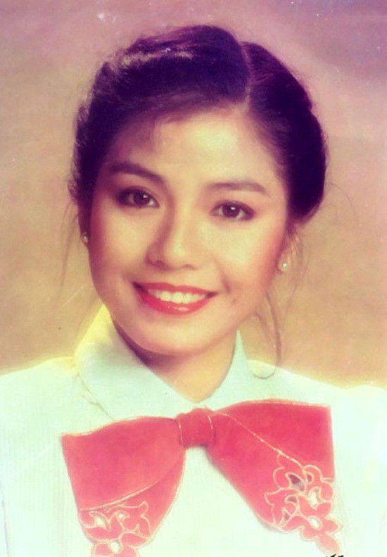 chung so hong tu co dao hong kong nong bong giai nghe de lam vo dai gia den goa phu quyen ru