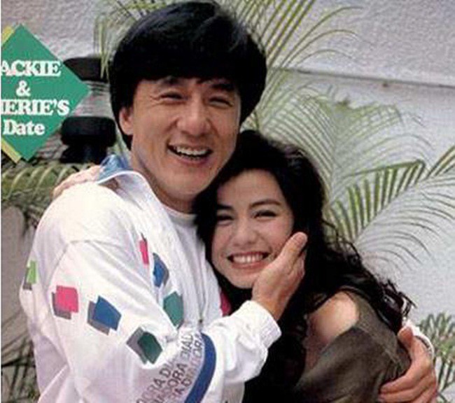 chung so hong tu co dao hong kong nong bong giai nghe de lam vo dai gia den goa phu quyen ru
