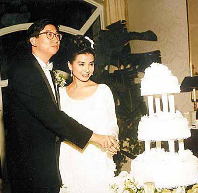 chung so hong tu co dao hong kong nong bong giai nghe de lam vo dai gia den goa phu quyen ru