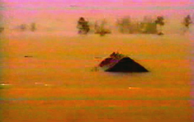 nhin lai con lu lich su o hue nam 1999 va nguy co thien tai lap lai chi con cach mot gang tay