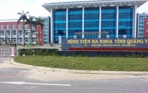 gia dinh to bac si bat san phu cho doi moi duoc de khien be gai chua kip chao doi da tu vong