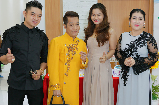 hong van minh nhi duc hai tai xuat ru nhau chieu mo tro cung