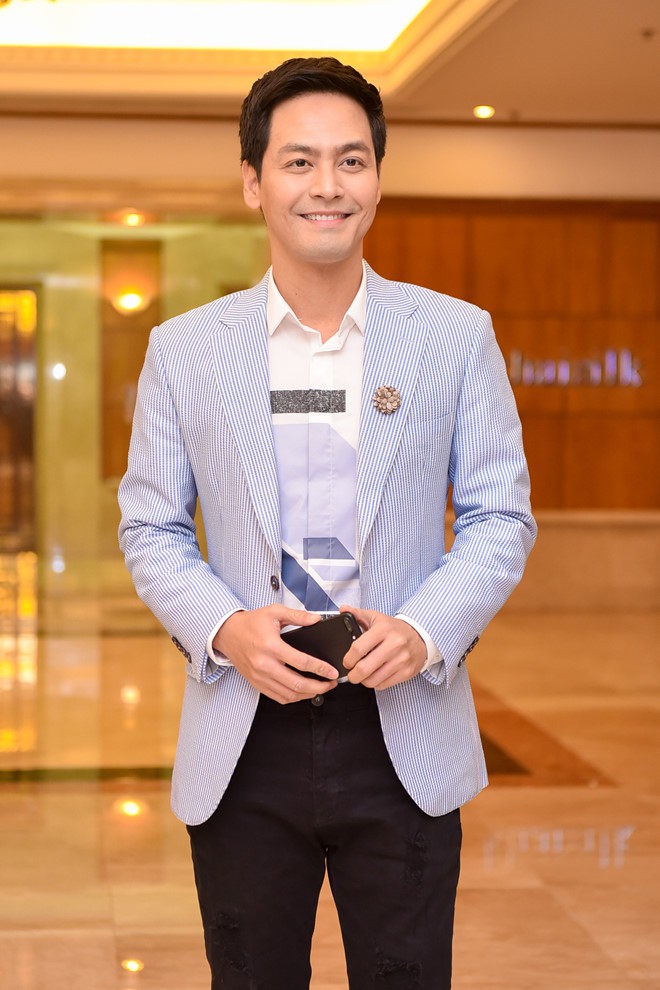 phan anh noi ve hoa hau hoan vu toi xin loi vi quan diem cua toi da khien moi nguoi bi ton thuong