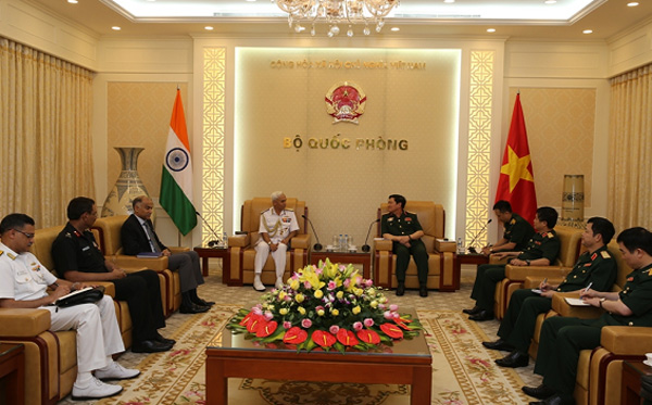 phi cong vn hoc lai su 30mki o an do da chin muoi