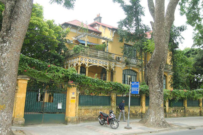 con trai cua nguoi hien 5000 luong vang cho nha nuoc me toi song gian di nhung thu phu phiem hinh thuc chi la vo thuong