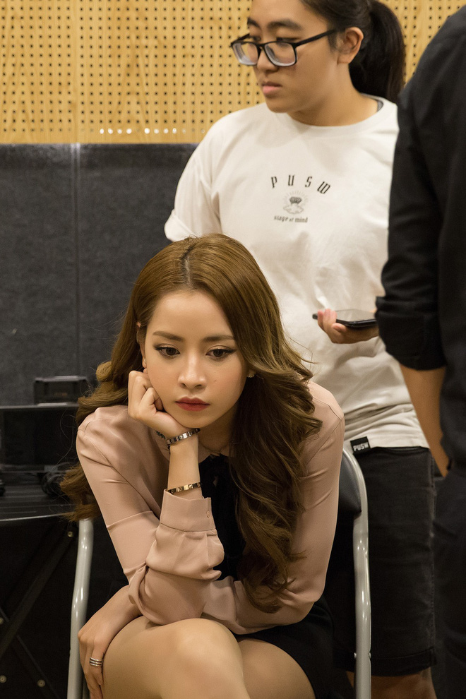 chi pu duoc t ara khen ngoi khi khoe giong hat chay bang tieng han