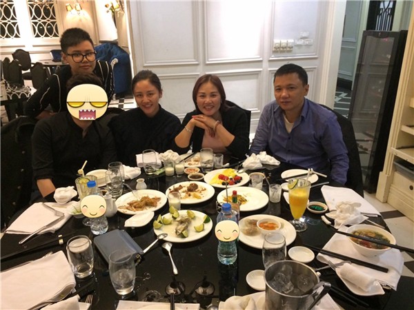 truoc cau chuyen tinh buon cua van mai huong hang loat sao viet da cung len tieng bay to quan diem