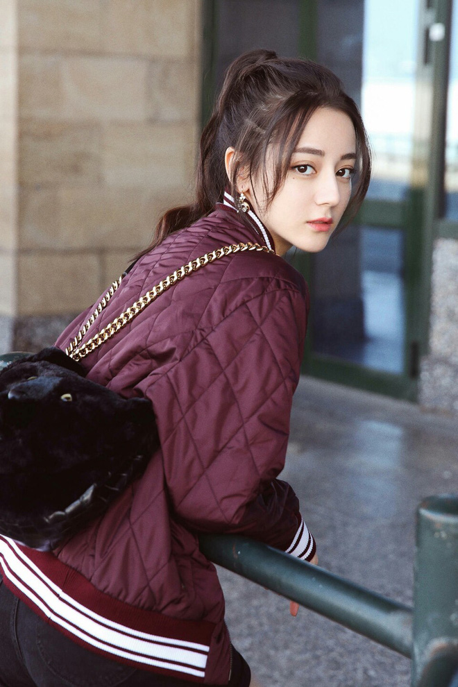 trieu le dinh vuot mat than tien ty ty luu diec phi va angelababy trong cuoc dua nhan sac cbiz 2017