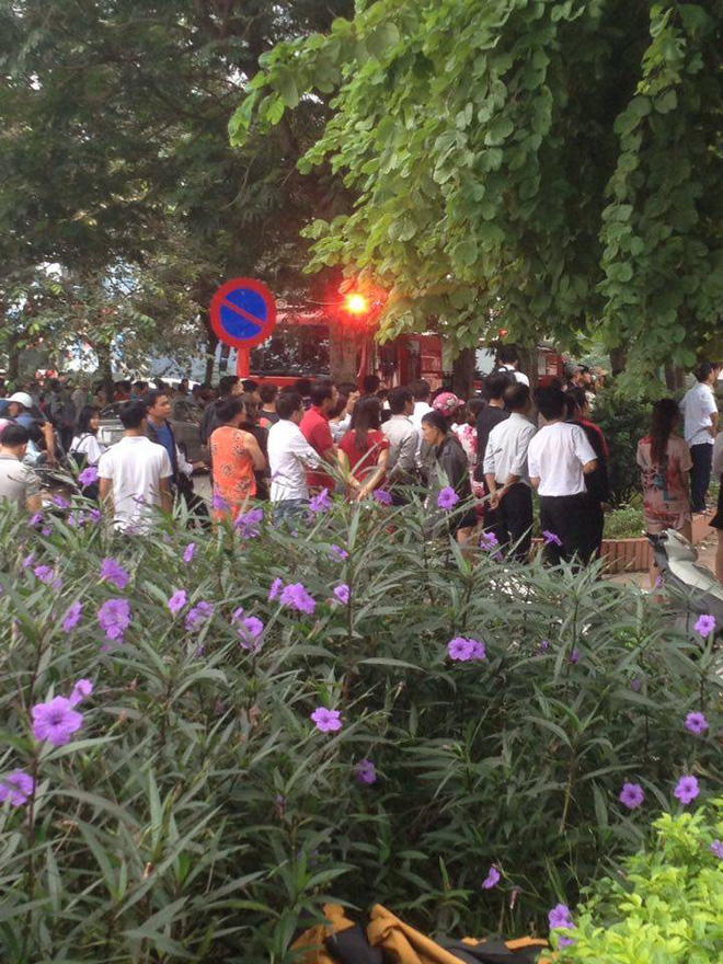 ha noi chay lon tai chung cu khu do thi van quan sau hai tieng no lon