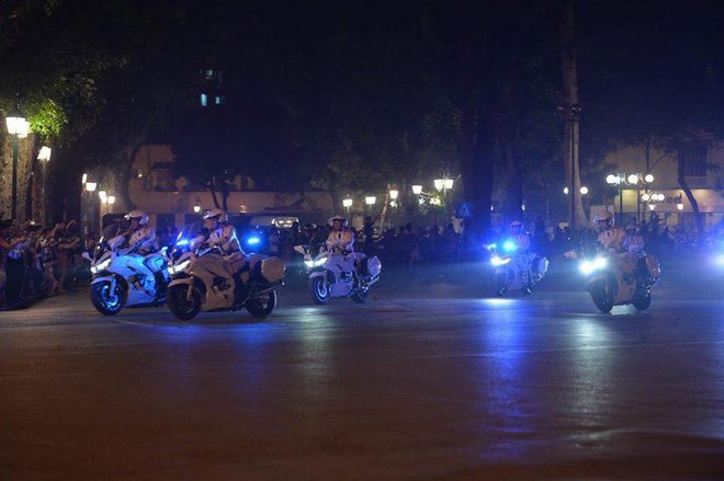 tong thong my donald trump den ha noi an ninh that chat o cac tuyen pho trung tam