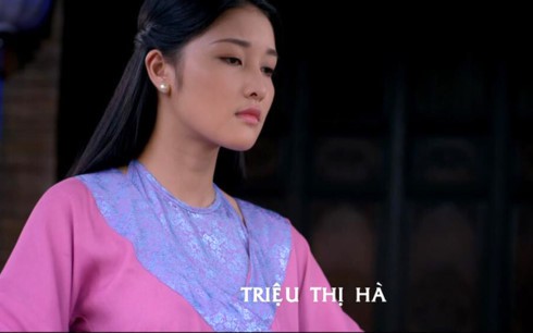 cuoc song cua hoa hau viet dau tien tra lai vuong mien