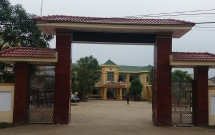 vu chu tich xa bi trung dan cao su do su viec qua bat ngo nen khong biet bi truong cong an ban bao nhieu phat