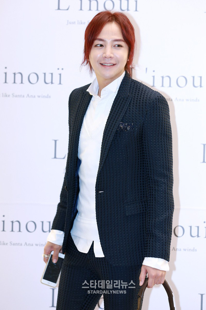 jang geun suk hoang tu chau a ngoi ngoi mot thoi bong hoa eo la nhan sac tuot doc khong phanh