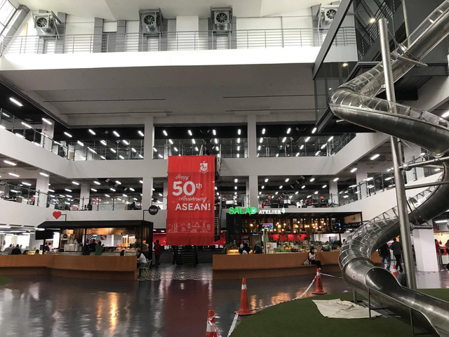 airasia va cau chuyen thanh cong cua ke den sau trong nganh hang khong malaysia