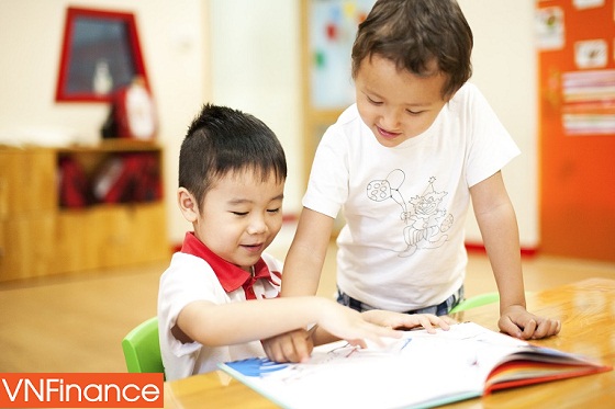 thi truong bat dong san vao cuoc dua nuoc rut cuoi nam