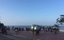 ha tinh di tam bien hai hoc sinh 14 tuoi bi song cuon troi mat tich