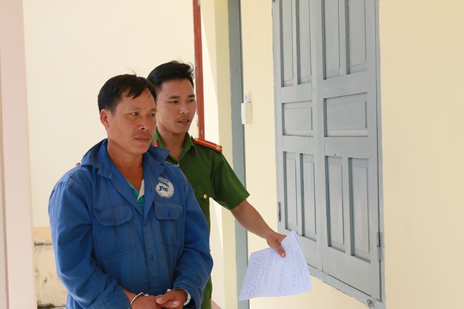 vu giet nguoi roi giau xac xuong cong vo hung thu giup chong khieng xac di phi tang