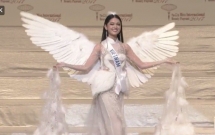 a hau thuy dung noi bat tren san khau chung ket miss international 2017