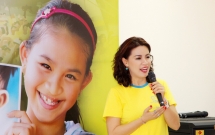 turkey dash va uoc mong tat ca tre em deu co tron ven nu cuoi hon nhien