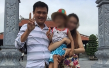 dang co hanh phuc tron ven trong tay phut choc nguoi dan ong da mat vo con mai mai vi tai nan kinh hoang