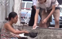 vu lam dung tre em de xin tien tiem chich ma tuy gay phan no cong an bat giu doi nam nu nhung thong tin gay soc duoc tiet lo