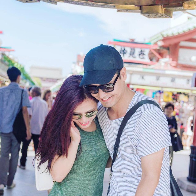 vo mc phan anh huy ket ban voi chong tren mang xa hoi vao dung dip ki niem 12 nam ngay cuoi