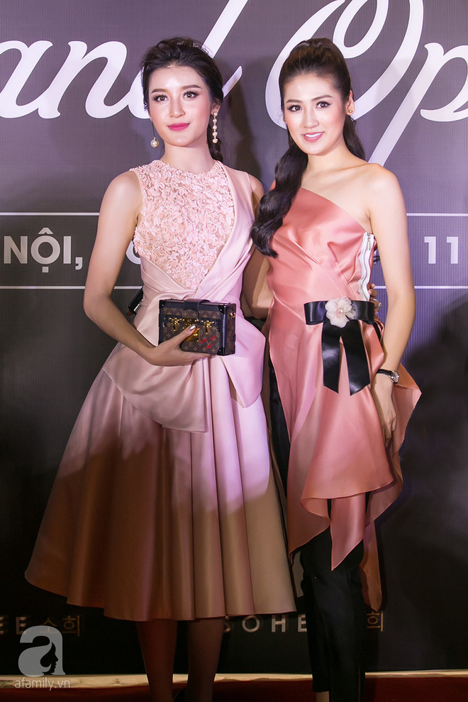 sau on ao da xeo tren mang xa hoi tu anh huyen my guong gao chup hinh chung