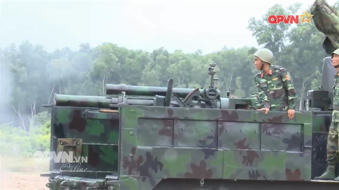 viet nam tich hop coi 100 mm cho thiet giap m113 dua phao cao xa len xe banh xich m548