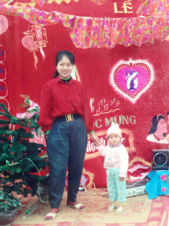 dan mang hao hung khoe anh bo me thoi muoi tam doi muoi sao thay yeu thuong qua chung