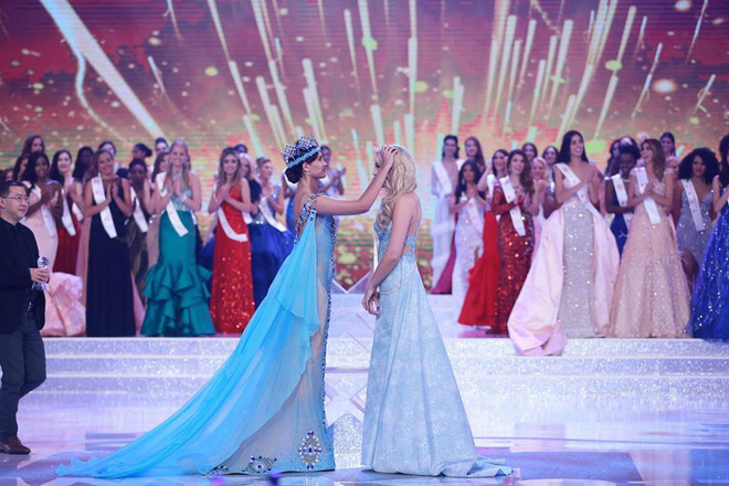 nguoi dep an do dang quang ngoi vi miss world 2017