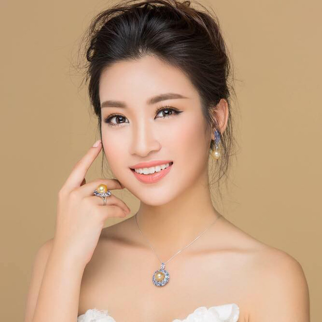 nguoi dep an do dang quang ngoi vi miss world 2017