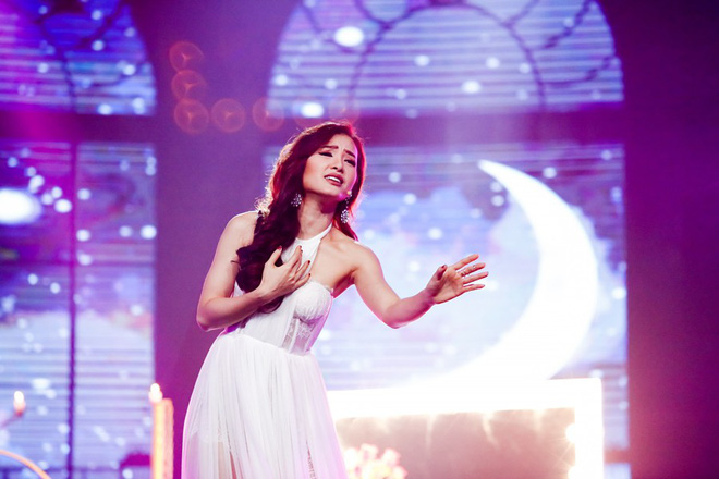 phuong trinh jolie nhieu nguoi bao mat toi dep tai sao khong di thi hoa hau