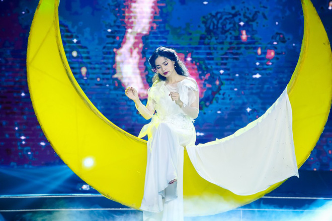 phuong trinh jolie nhieu nguoi bao mat toi dep tai sao khong di thi hoa hau