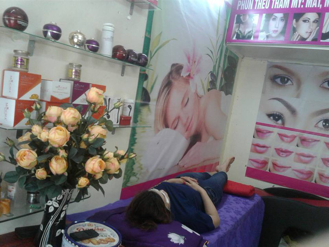 ben trong spa tham my tai ha noi noi co gai di cat mi mat gay xon xao mxh suot 2 ngay nay