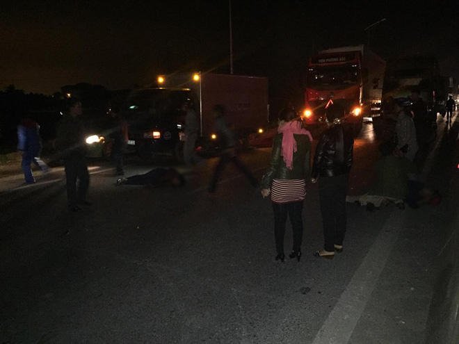 thanh hoa xe may dang di thi dam vao xe tai do ben duong 2 nguoi thuong vong