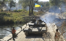 tt poroshenko phao giuong nong ten lua huong thang toi donbass