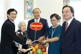 thu tuong tham hoi chuc mung cac nha giao