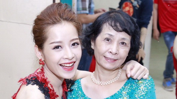sau quan ly den luot me va chi gai len tieng an ui chi pu dap len du luan ma song