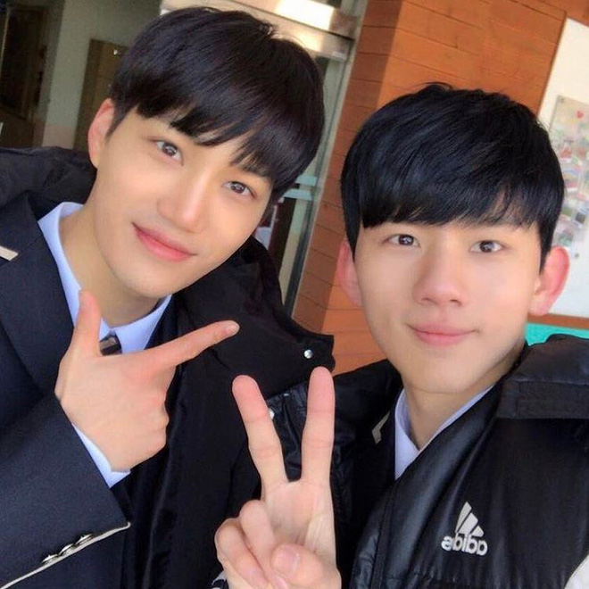 canh hon gay soc nhat phim han mot thoi dan chi 25 tuoi hon sao nhi 12 tuoi nghet tho