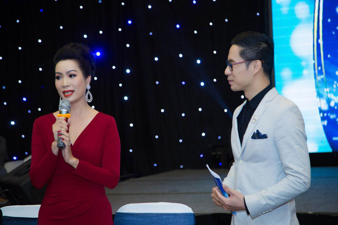 hoa hau diem huong khoe nhan sac man ma rang ro