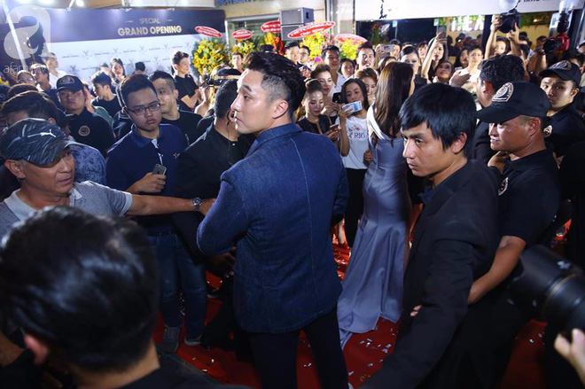 quy ong doc than so ji sub xuat hien cuc ky dien trai lien tuc vay chao nguoi ham mo viet