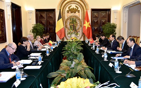 van hoa va giao duc la diem sang trong quan he viet nam bi