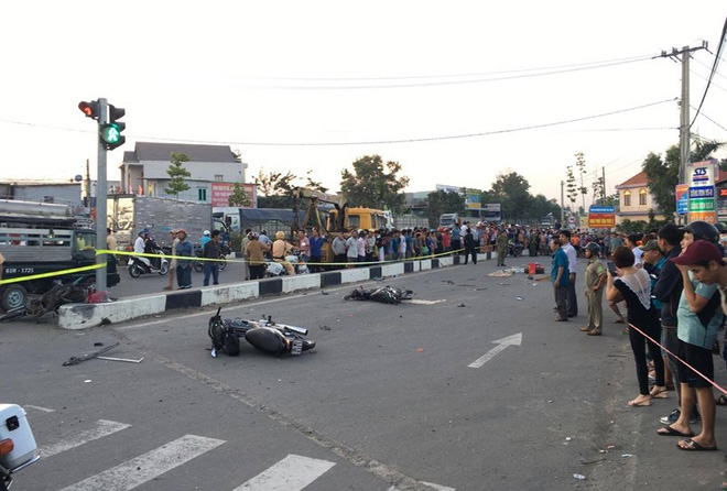 vu 2 chau be chet vi tai nan bo me om di anh cau cuu cong an tinh vao cuoc vks chuyen ho so