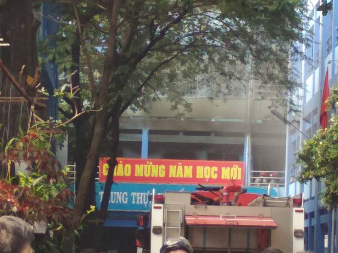 co hieu truong viet tam thu cam on hoc sinh sau vu chay truong hoc o sai gon