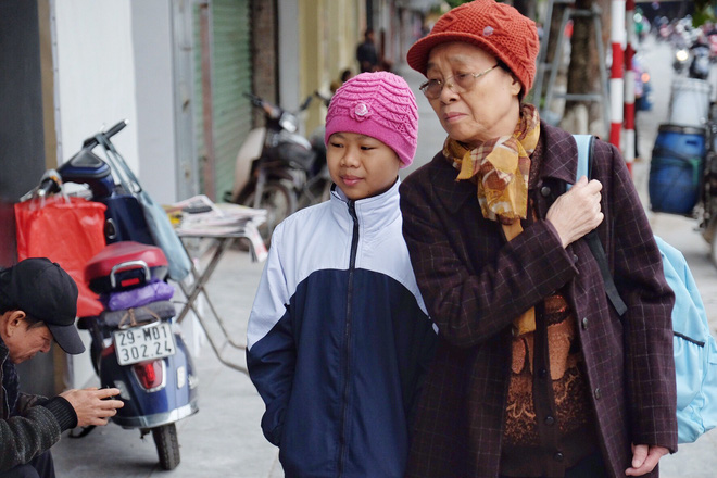 chum anh nguoi ha noi co ro xuong pho trong cai lanh ky luc tu dau mua