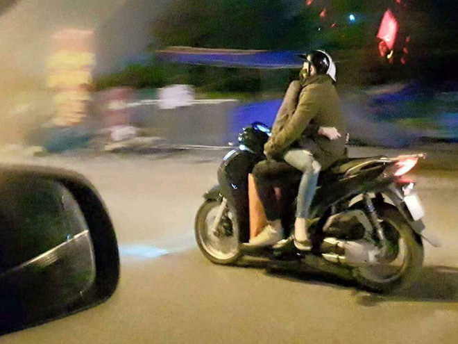 chi co cai lanh tai te ngay 14 do moi sinh ra duoc nhung cach chong ret ba dao the nay